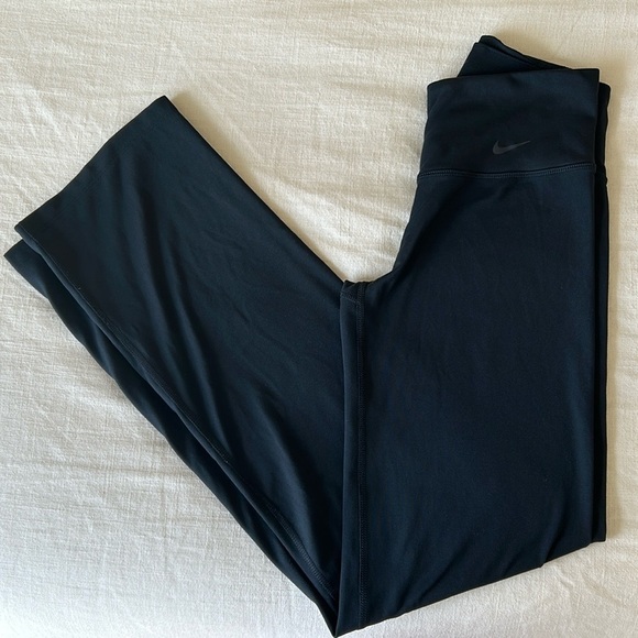 Nike Pants - Nike Women's Power Dri- FIT Yoga Pants Size S Like New